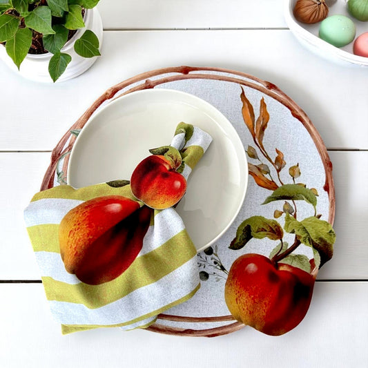 Set of 4 Apple Orchard Delight Placemat& Napkin and Napkin Ring Set- 3D-look print on high quality fabric