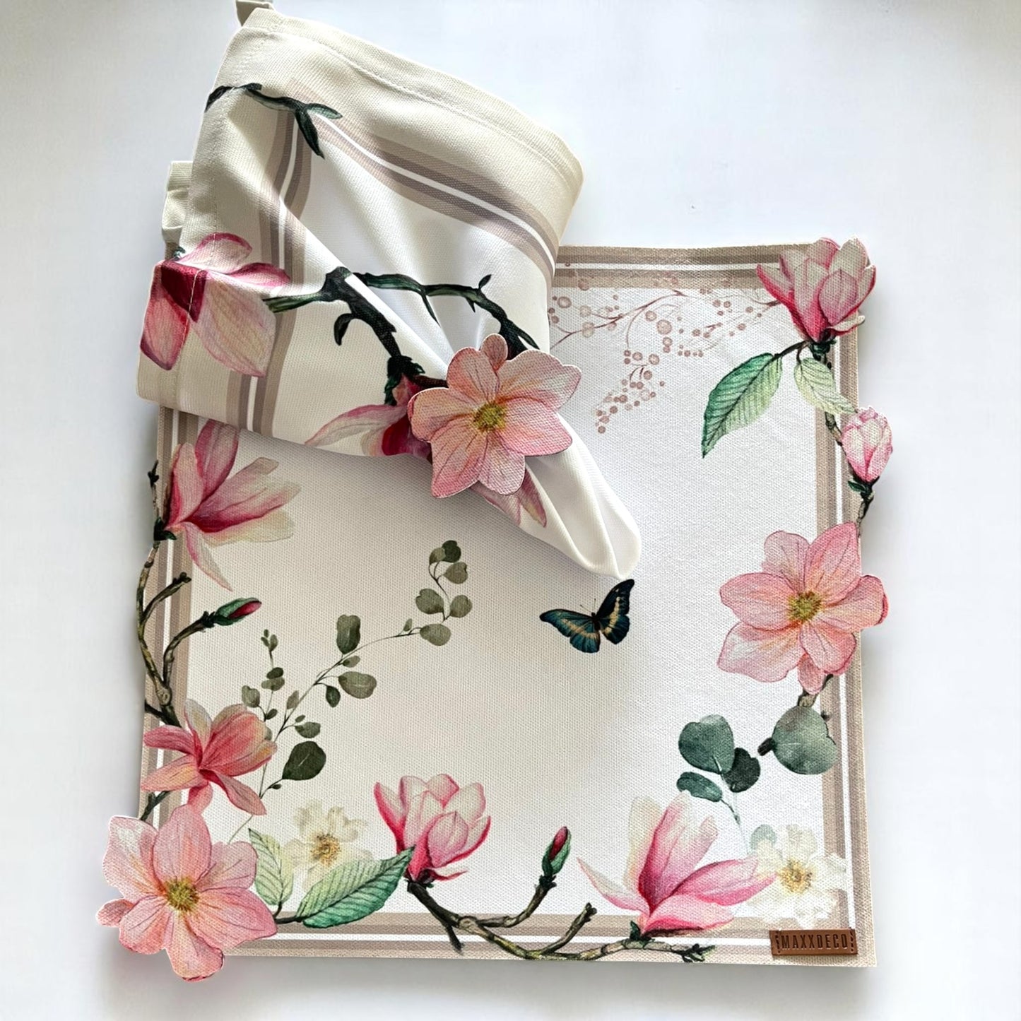 Set of 4 Floral Placemats with Matching Napkins, Napkin Rings | Magnolia Table Decor Set| Spring Table Setting | 3D-look print on fabric