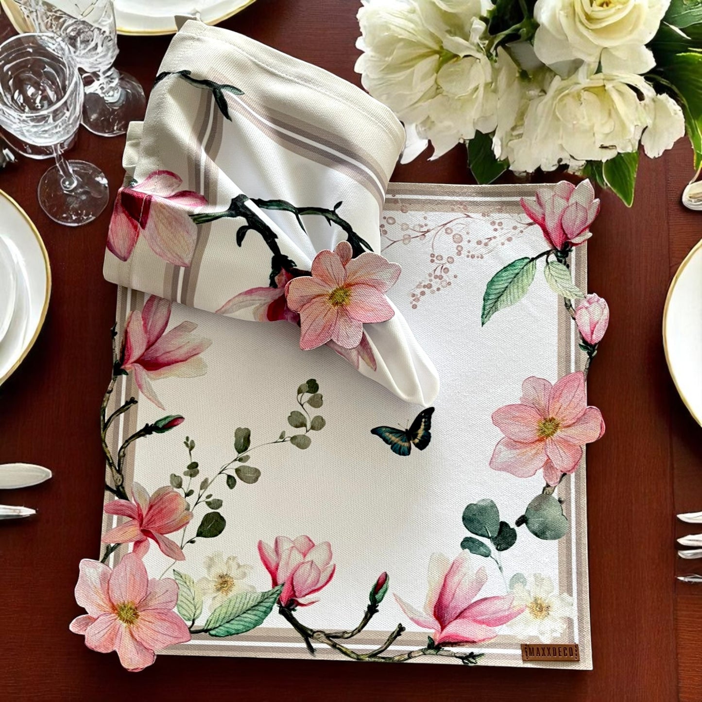 Set of 4 Floral Placemats with Matching Napkins, Napkin Rings | Magnolia Table Decor Set| Spring Table Setting | 3D-look print on fabric