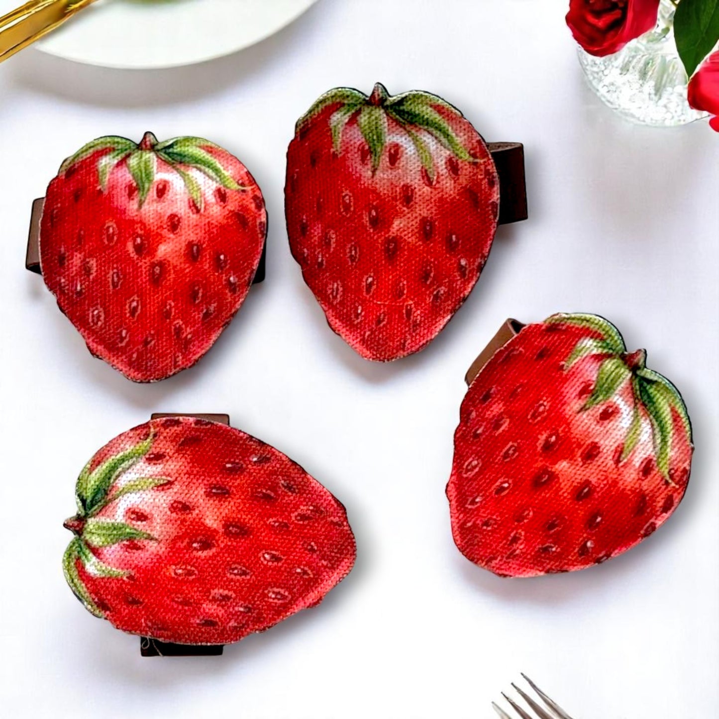 Set of 4 Strawberry Placemat with Napkin& Napkin Ring| Fruit Table Decor Set| Summer Picnic Tableware | 3D-look print on high quality fabric
